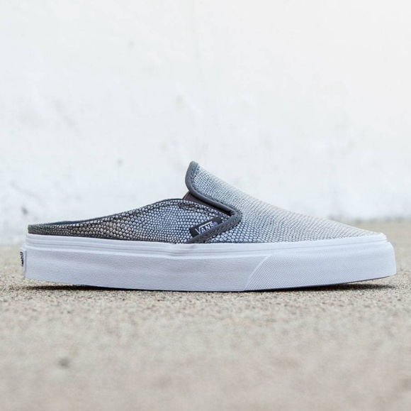 vans classic slip on mule